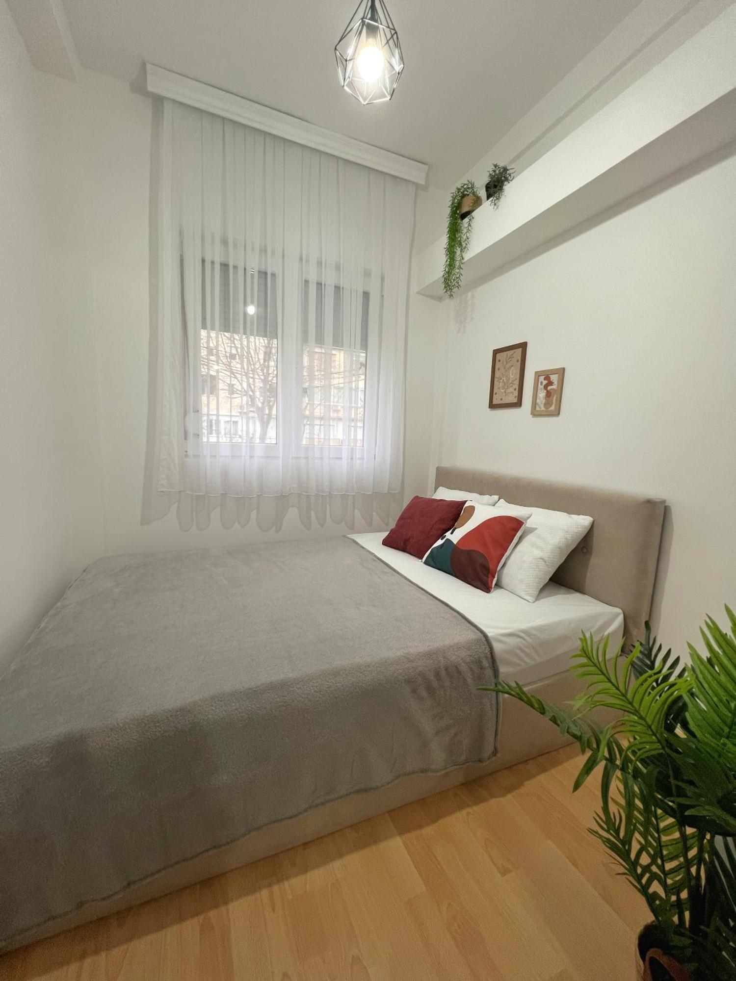 Charming 2 Bedroom Apartment Skopje Extérieur photo